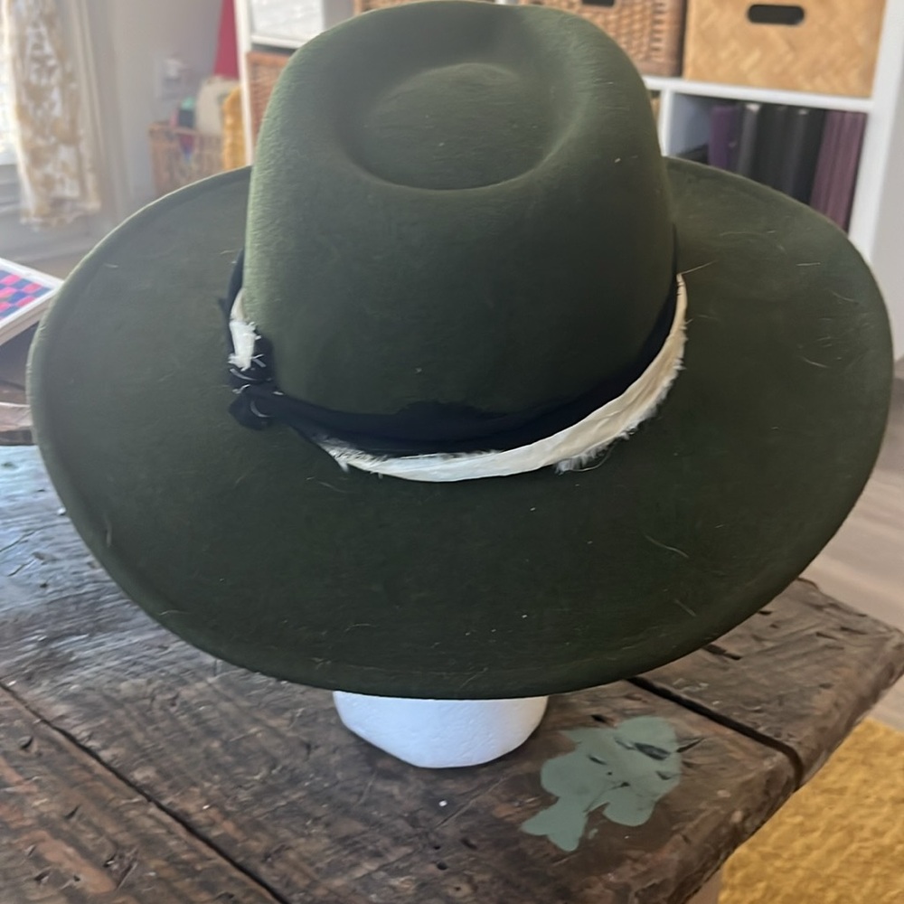Fedora Hat - Picture 4 of 6